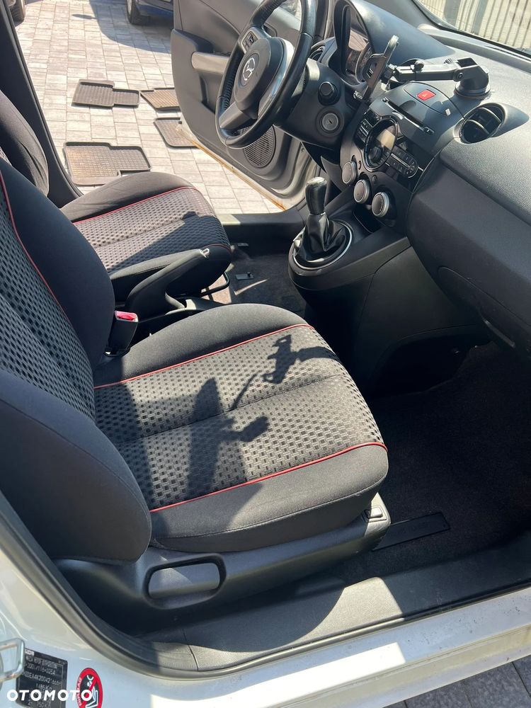 Mazda 2 1.3 Impuls - 11