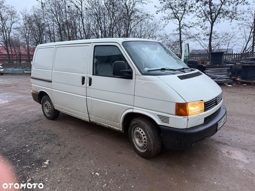 Volkswagen Transporter - 2