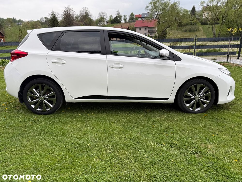 Toyota Auris - 23