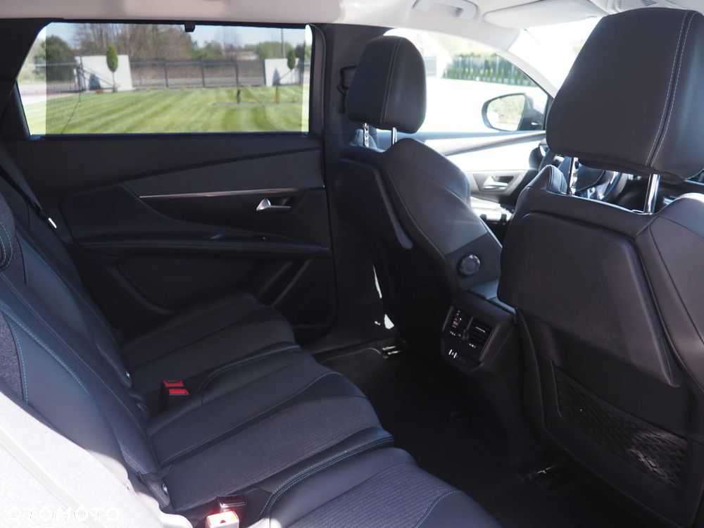 Peugeot 5008 1.5 BlueHDi Allure Pack S&S EAT8 - 31