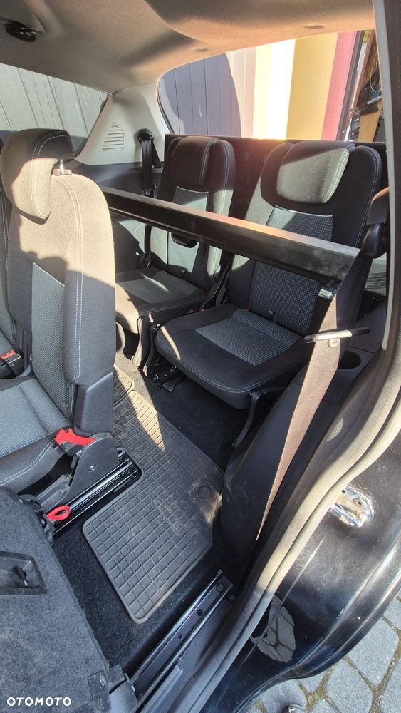 Ford S-Max 2.0 TDCi DPF Gold X - 16