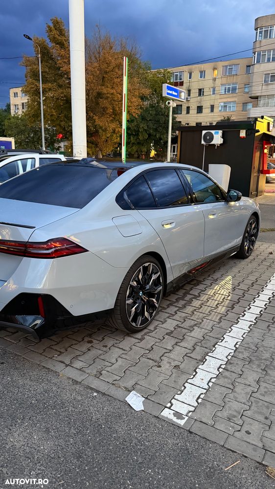 BMW Seria 5 520d xDrive AT MHEV - 6