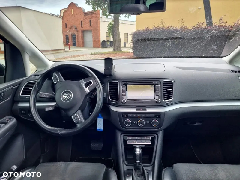 Volkswagen Sharan 2.0 TDI Highline DSG - 10