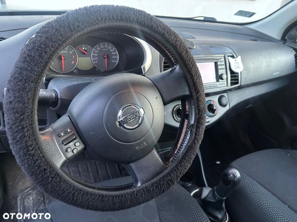 Nissan Micra - 10