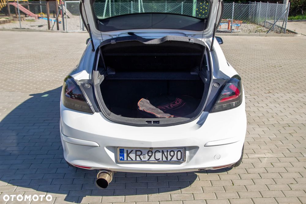 Opel Astra 1.8 Sport - 28