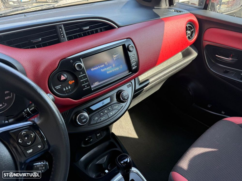 Toyota Yaris - 10