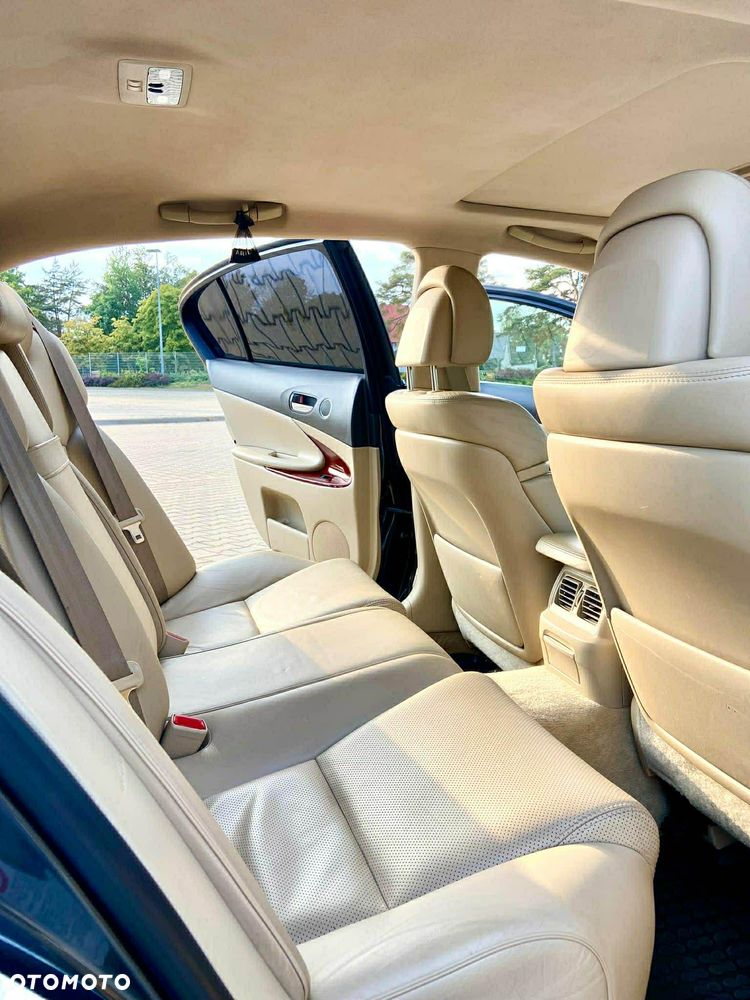 Lexus GS 300 Prestige - 32