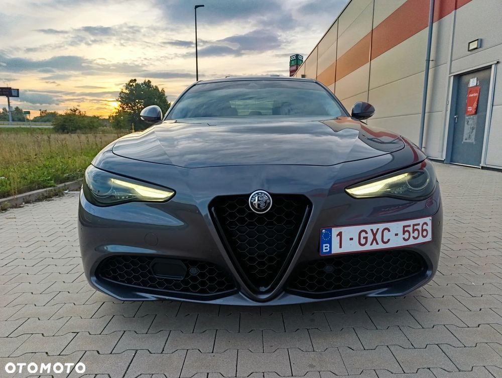 Alfa Romeo Giulia 2.2 Super - 27