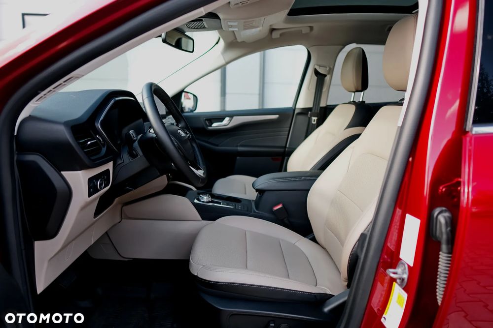 Ford Kuga - 17