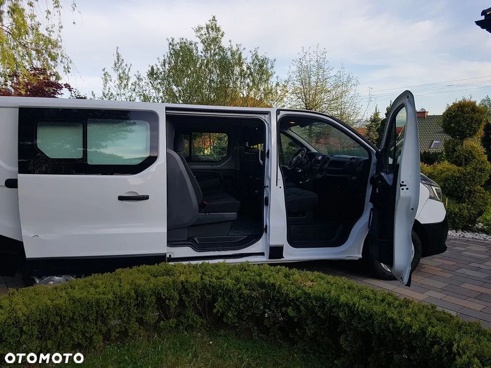 Renault Trafic - 12