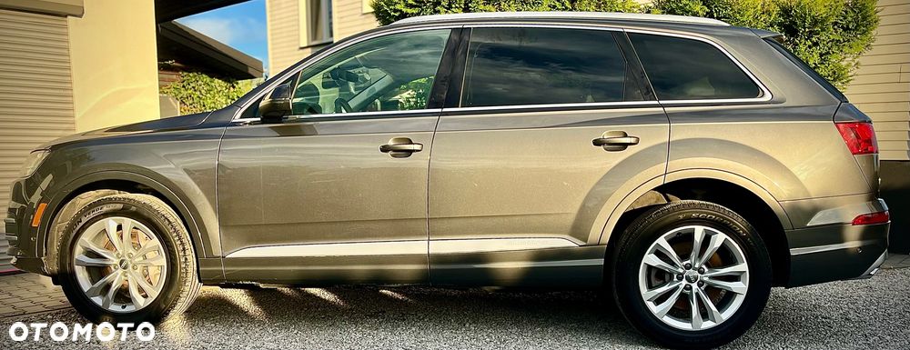 Audi Q7 - 3