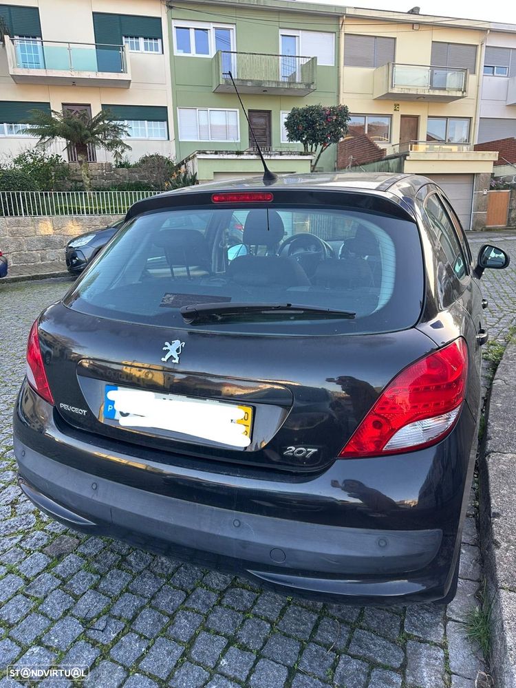 Peugeot 207 1.4 16V Active - 2