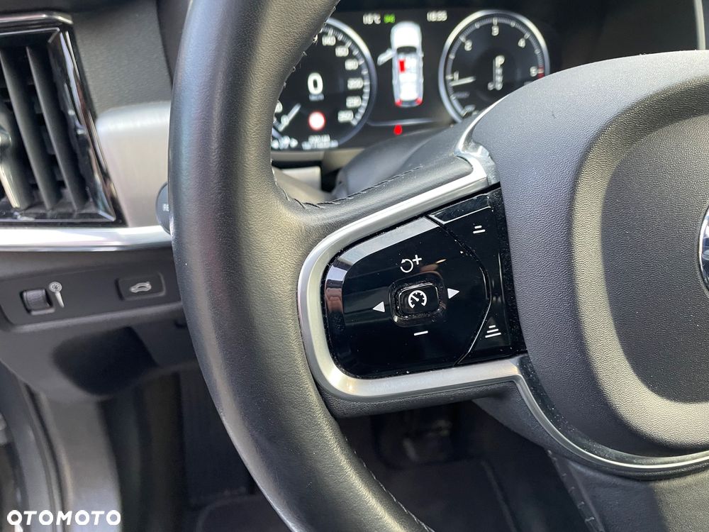 Volvo V90 D4 Geartronic Momentum - 9
