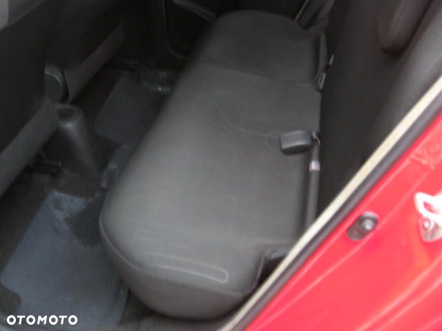 Toyota Yaris 1.33 Luna - 18