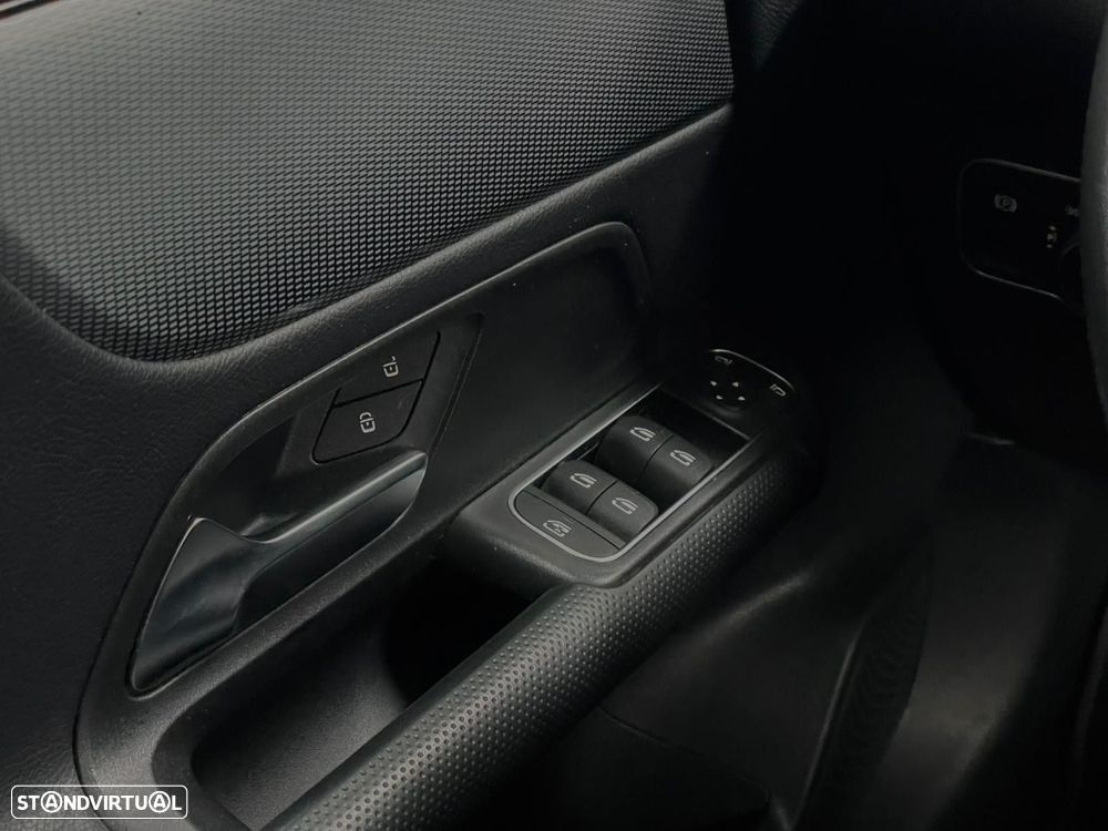 Mercedes-Benz GLB 180 d - 7