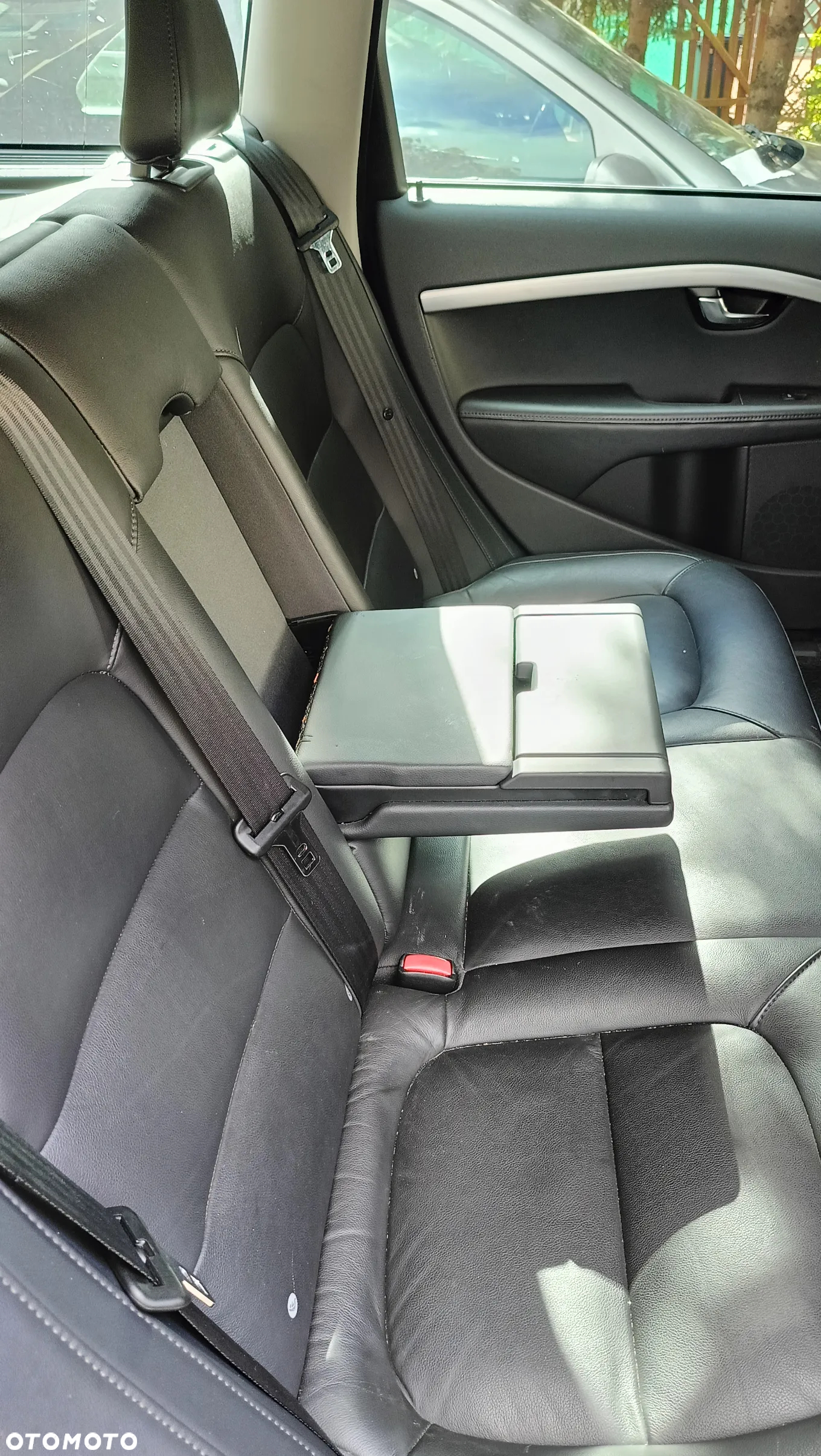 Volvo V70 D4 Drive-E Momentum - 8