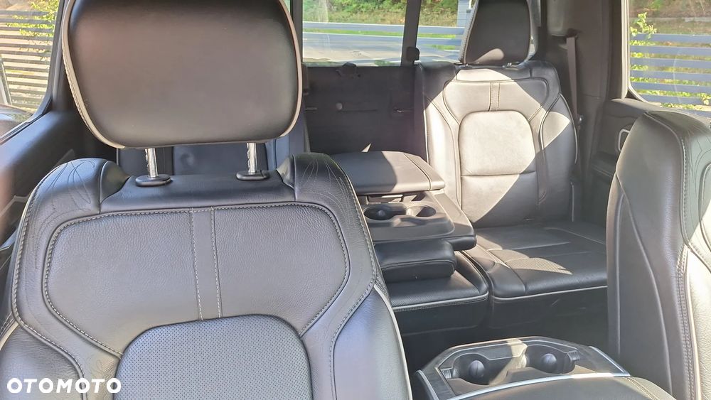 RAM 1500 5.7 Crew Cab Bighorn - 18