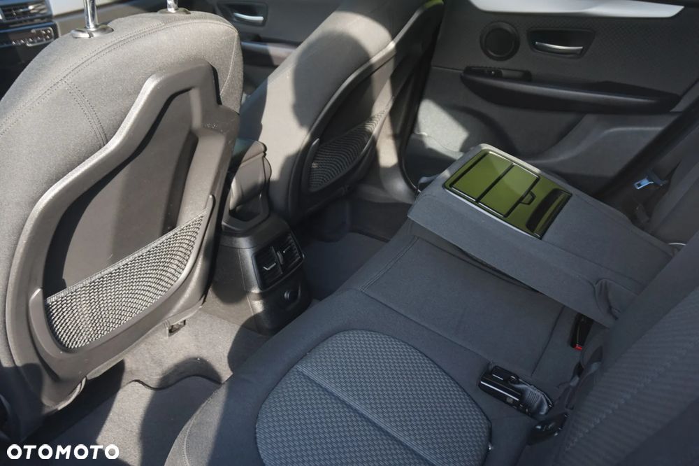 BMW Seria 2 - 17