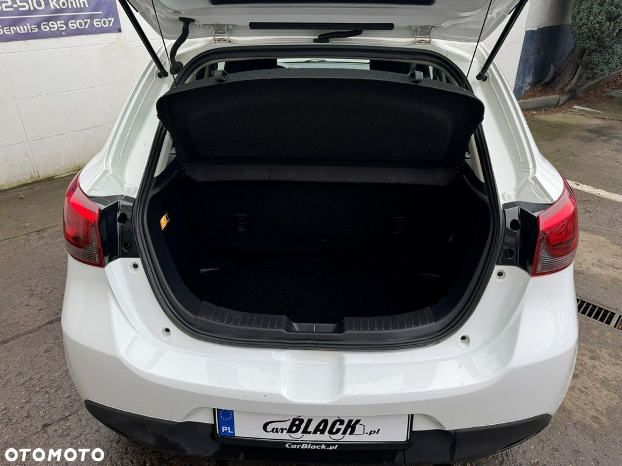 Mazda 2 - 17