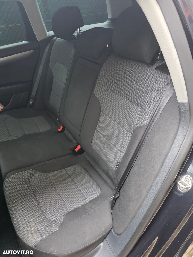 Volkswagen Passat 2.0 Blue TDI DSG SCR Comfortline - 17