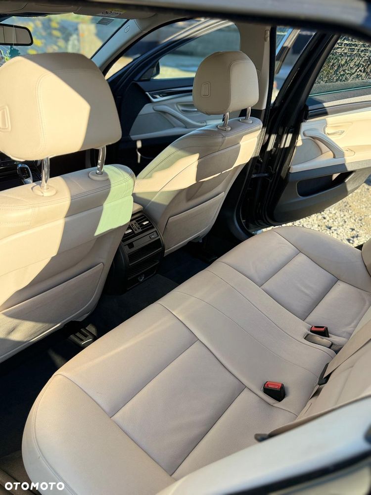BMW Seria 5 520d Efficient Dynamics Luxury Line sport - 16