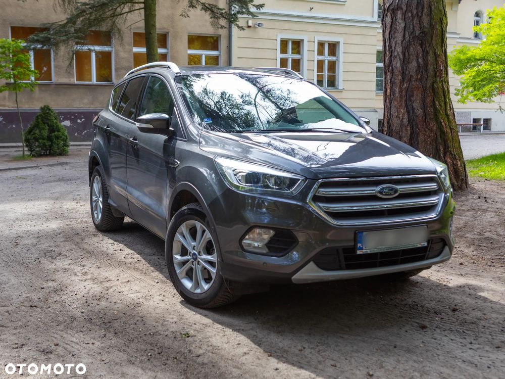 Ford Kuga - 2
