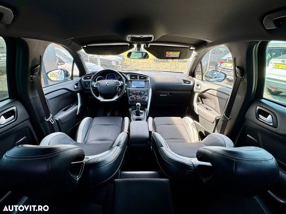 Citroën DS4 PureTech 130 Stop&Start Urban Show - 19