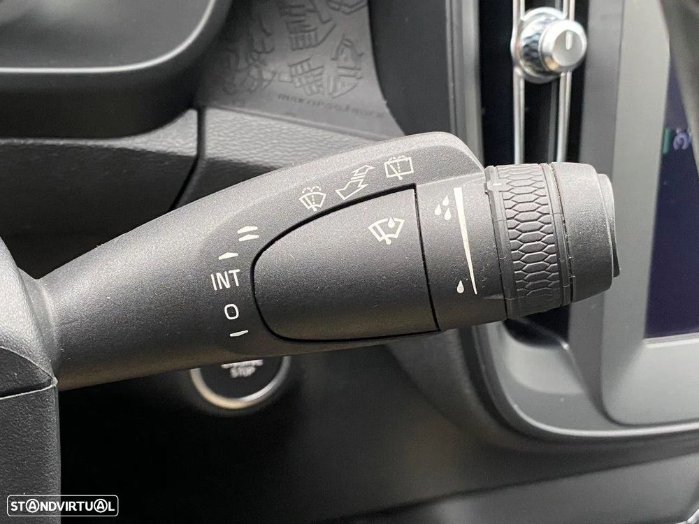 Volvo XC 40 2.0 D3 Momentum - 21