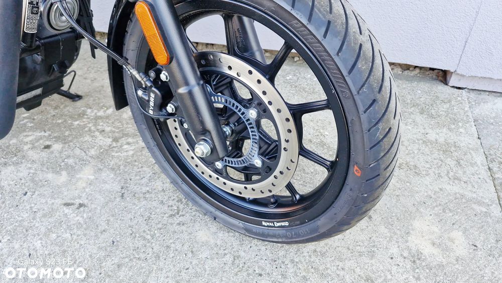 Royal Enfield HNTR - 9