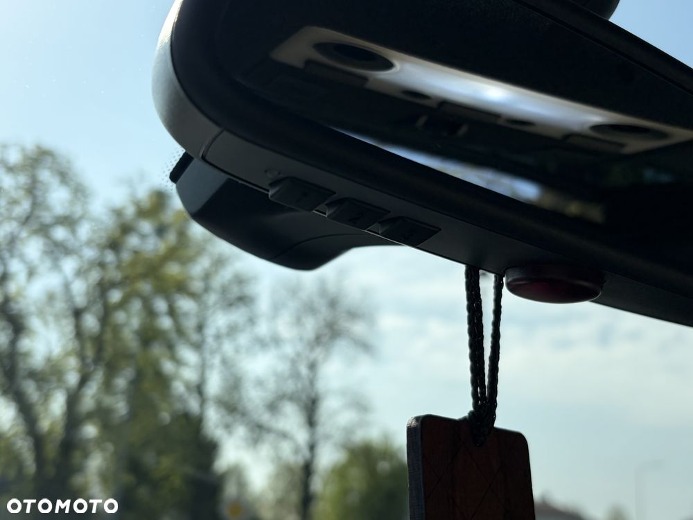 BMW Seria 5 530xi - 17