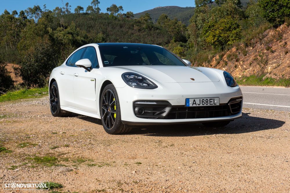 Porsche Panamera 4S E-Hybrid - 1
