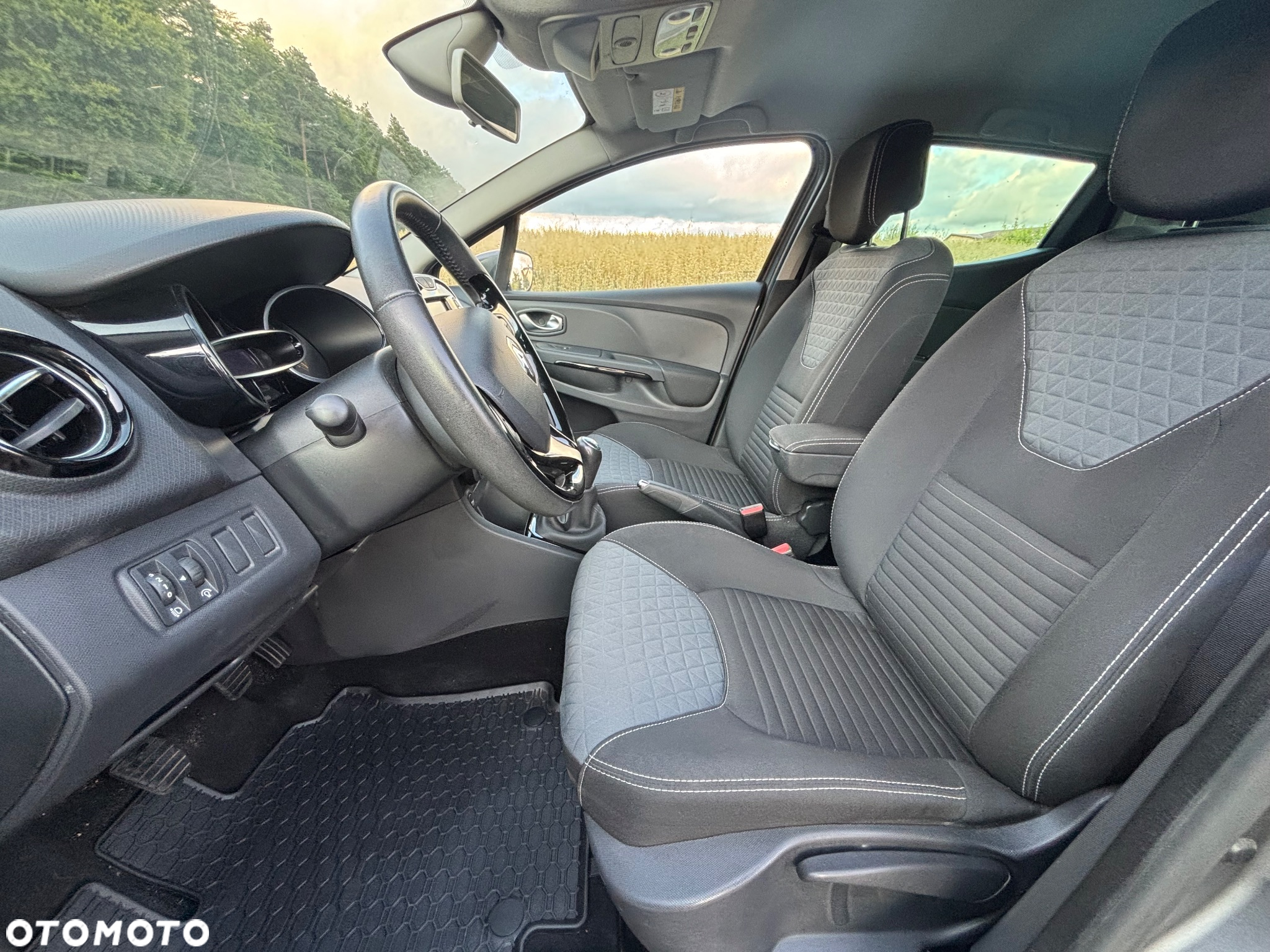 Renault Clio 0.9 Energy TCe Intens+ EU6 - 18