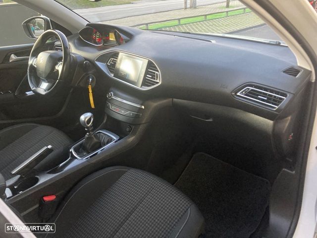 Peugeot 308 1.5 BlueHDi Active Pack - 30