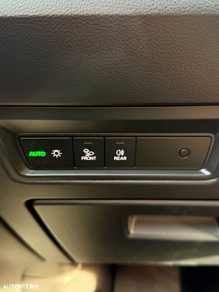 Volkswagen Touareg V6 TSI 4MOTION Elegance - 28