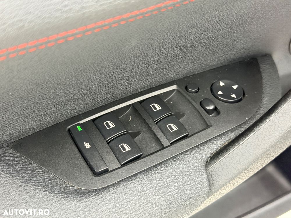 BMW X1 sDrive18d Sport Line - 11