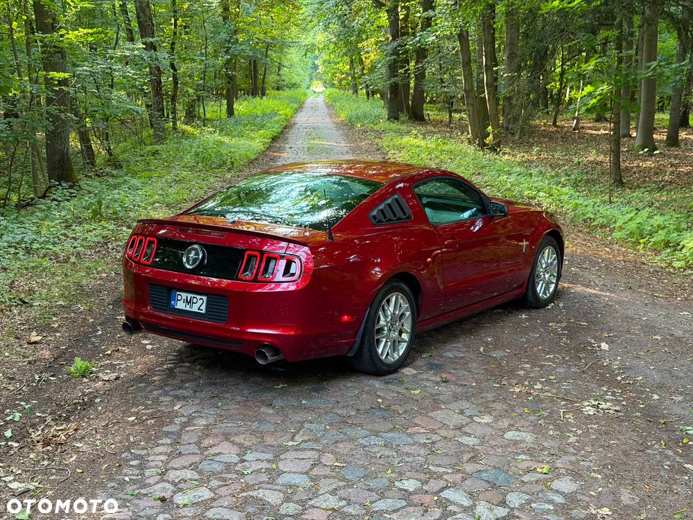 Ford Mustang 3.7 V6 Premium - 5