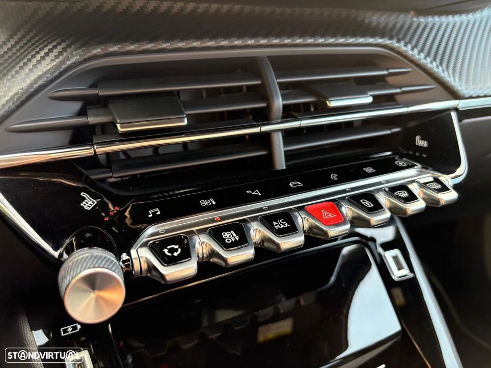 Peugeot e-2008 54 kWh GT - 14