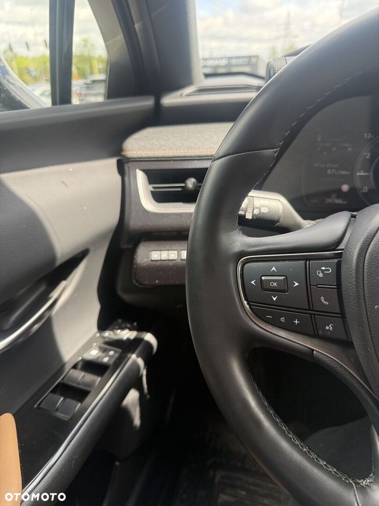 Lexus UX - 14