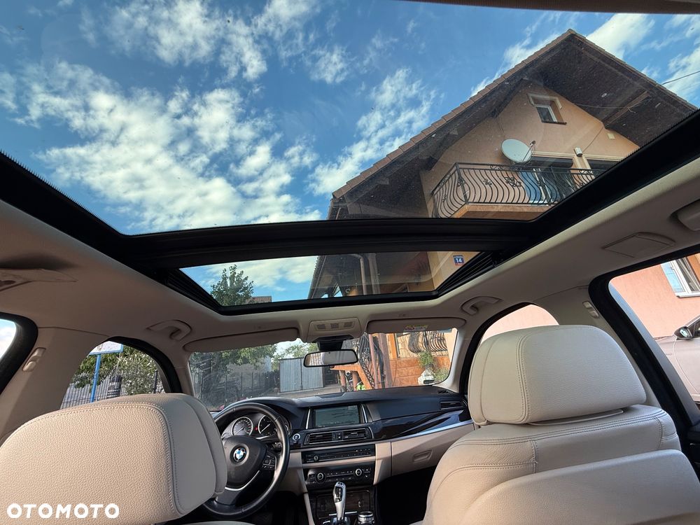 BMW Seria 5 525d xDrive Luxury Line - 19