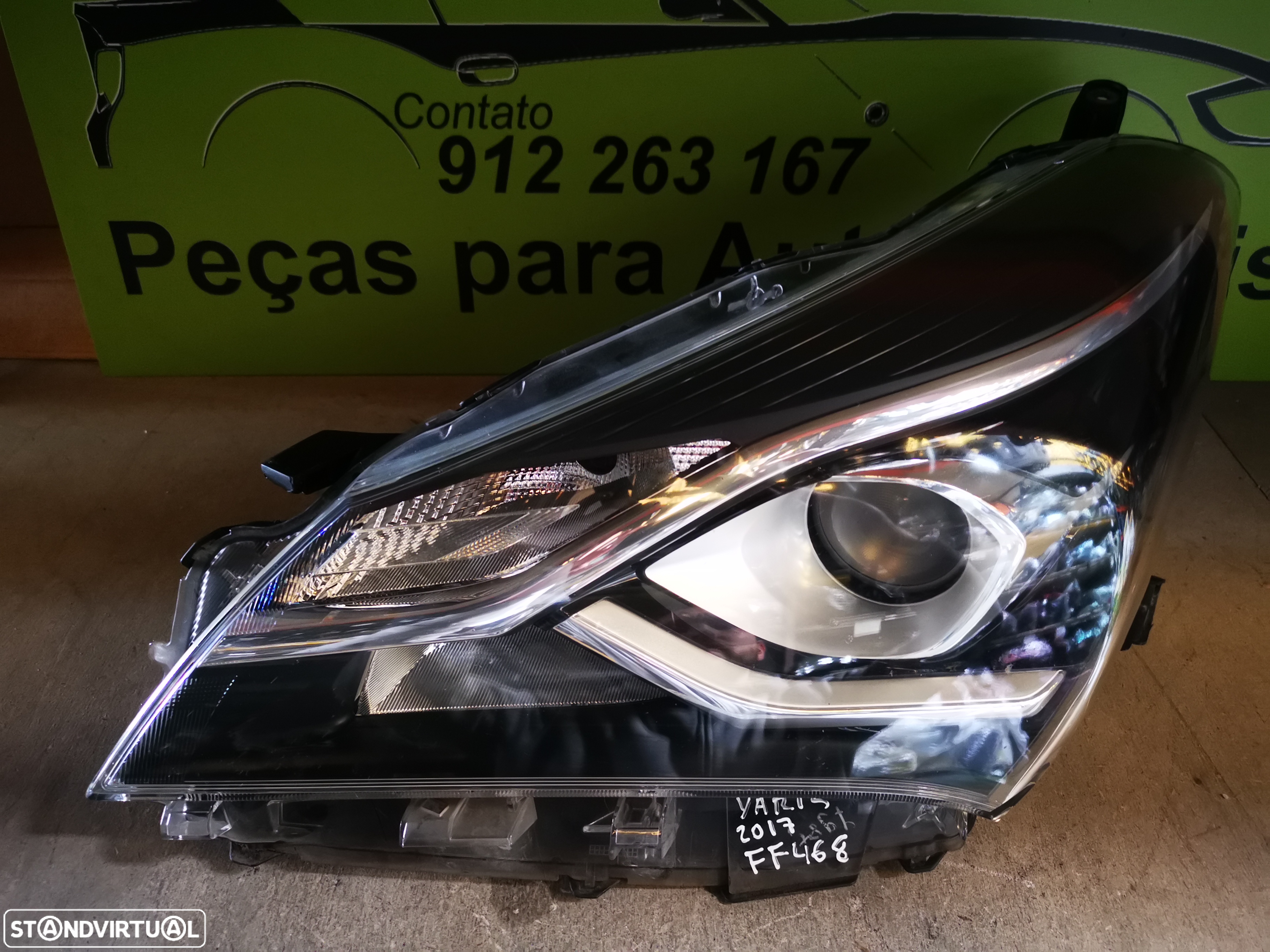 TOYOTA YARIS P13 FAROL ESQUERDO - FF468 - 4