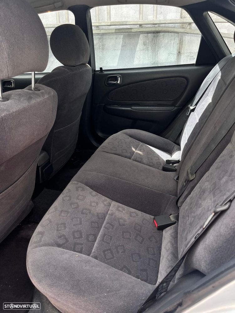 Toyota Corolla L/B 1.4 Sol - 4