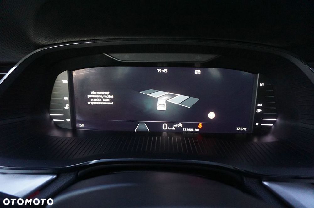 Skoda Octavia 2.0 TDI DSG Exclusive Plus - 24