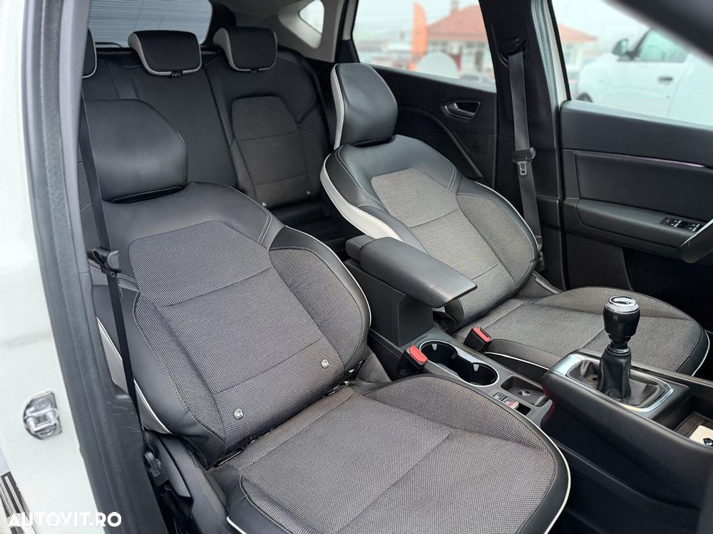 Renault Captur TCe 100 Intens - 22