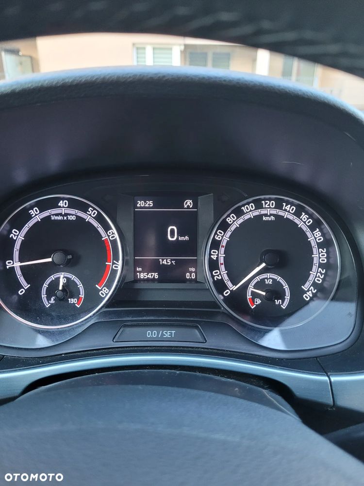 Skoda Fabia 1.0 Ambition - 5