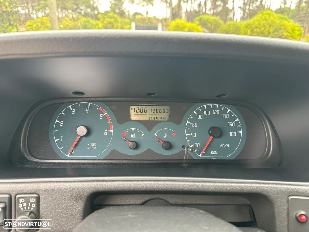 Nissan Terrano II 2.7 TDi Elegance - 20