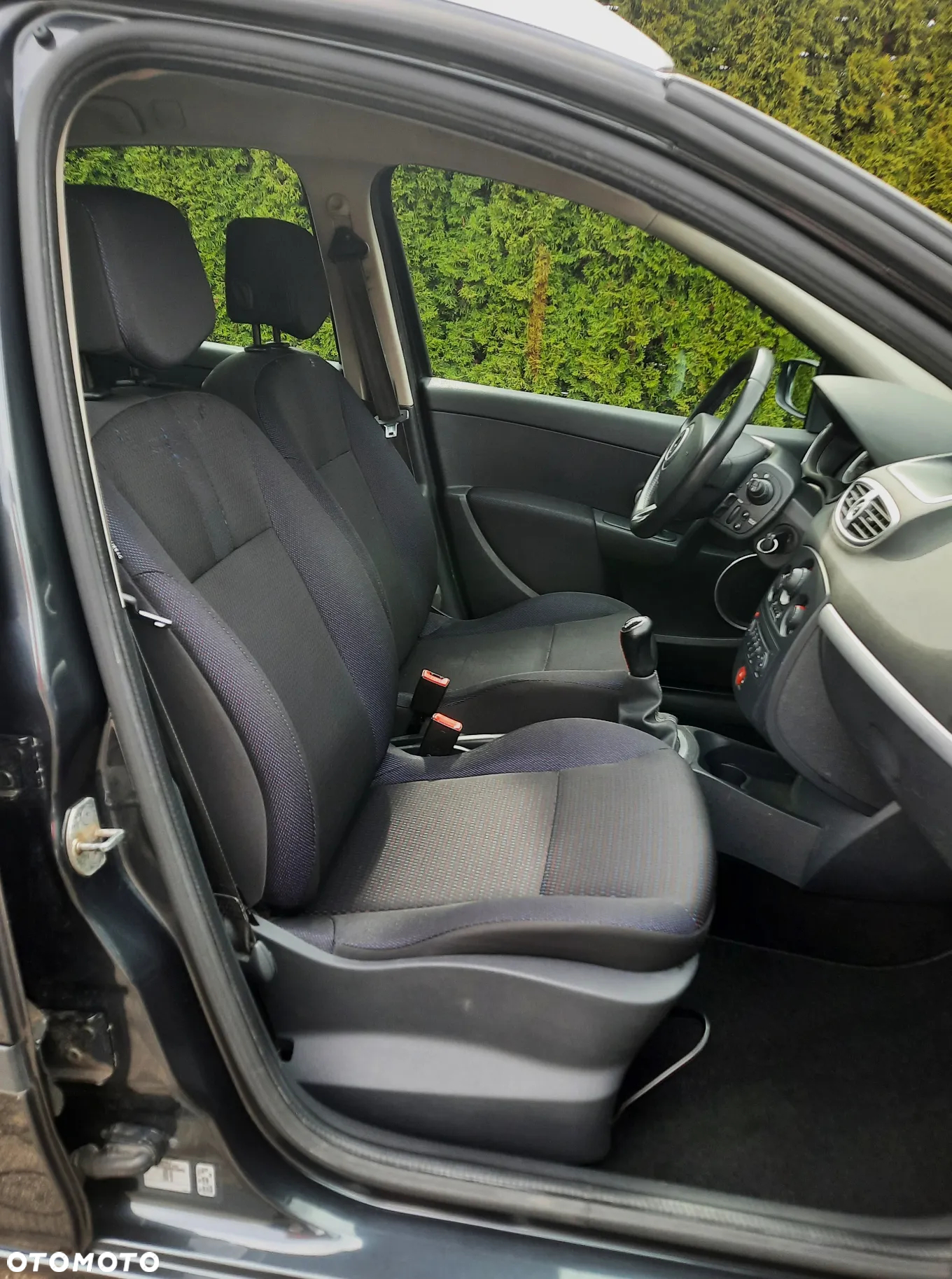 Renault Clio 1.2 TCE Expression - 10