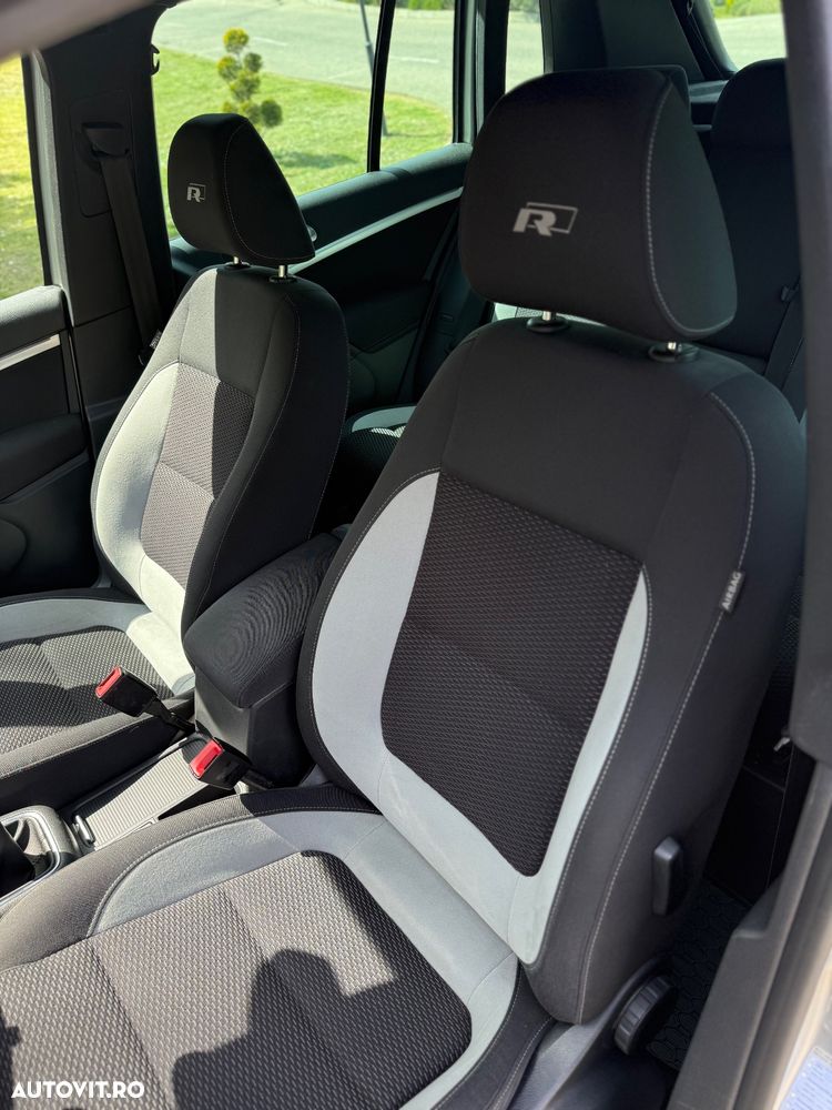 Volkswagen Tiguan - 11