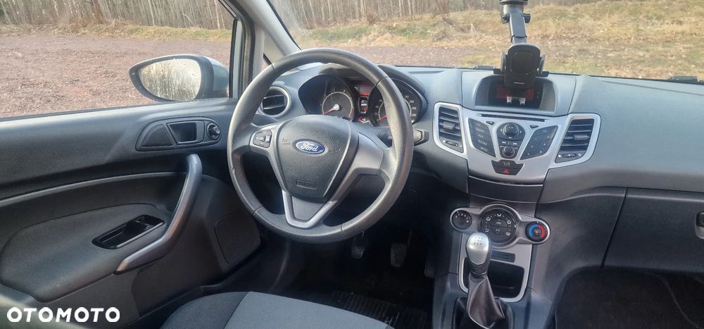 Ford Fiesta 1.25 Ambiente - 6
