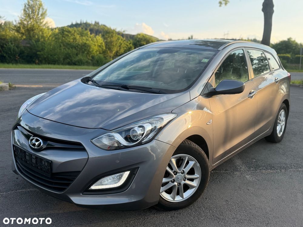Hyundai i30 1.4 Comfort EU5 - 1