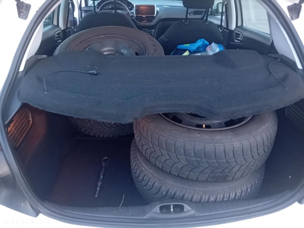 Peugeot 208 PureTech 82 Start & Stop Active - 12